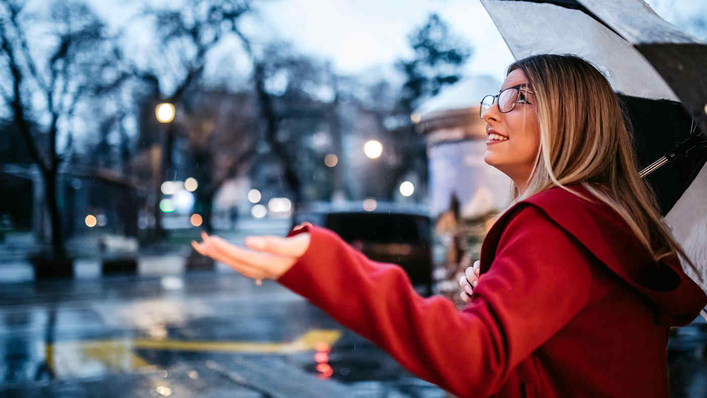 Meteo prossima settimana, goccia fredda in arrivo sull’Italia: cosa aspettarsi nei prossimi giorni. Le previsioni
