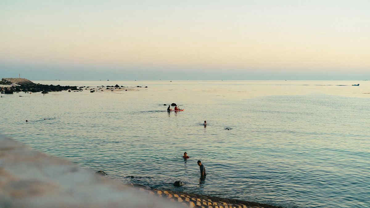 Spiagge italiane a rischio: il mare avanza e divora la costa