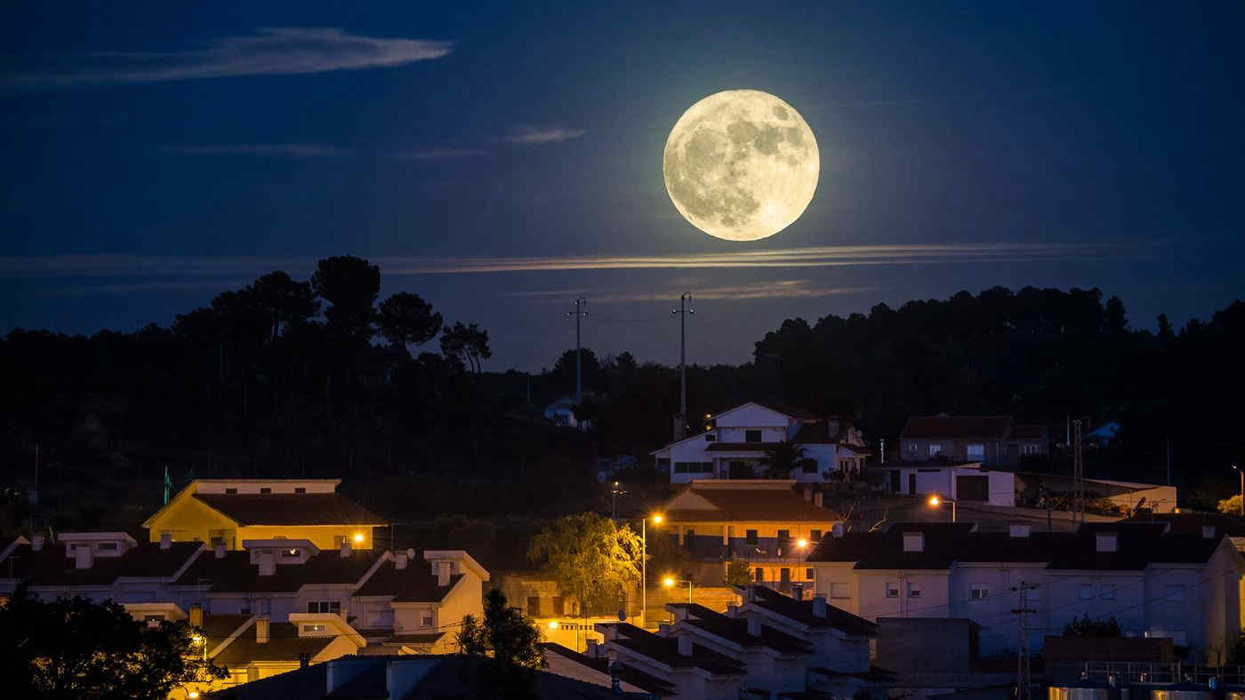 Superluna 2025: quando osservare l'ultima dell'anno