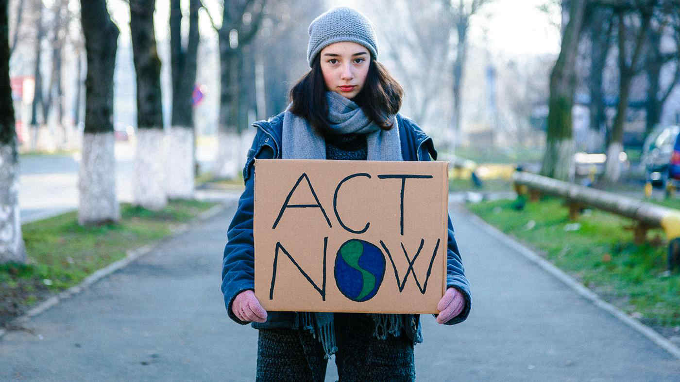 Ecoansia per il 44% dei giovani tra rabbia, paura e futuro incerto