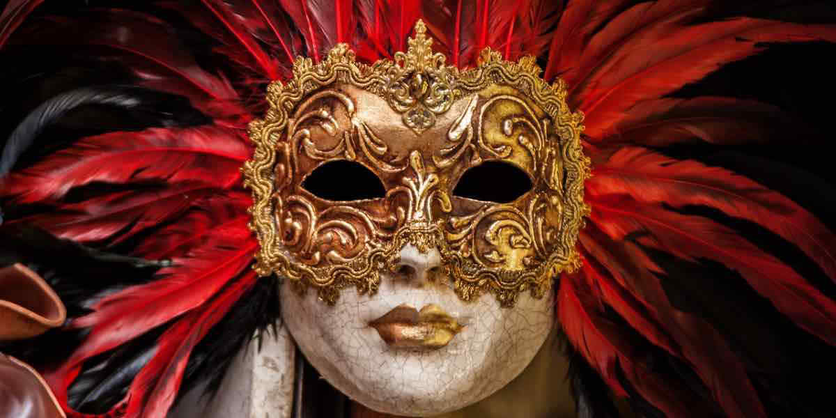 Carnevale 2026: le date che colorano il Paese con sfilate e carri allegorici