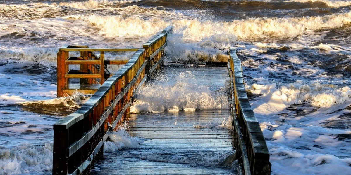 Meteo, piogge, neve e forti venti in Italia per il passaggio di perturbazioni. Le previsioni di fine gennaio
