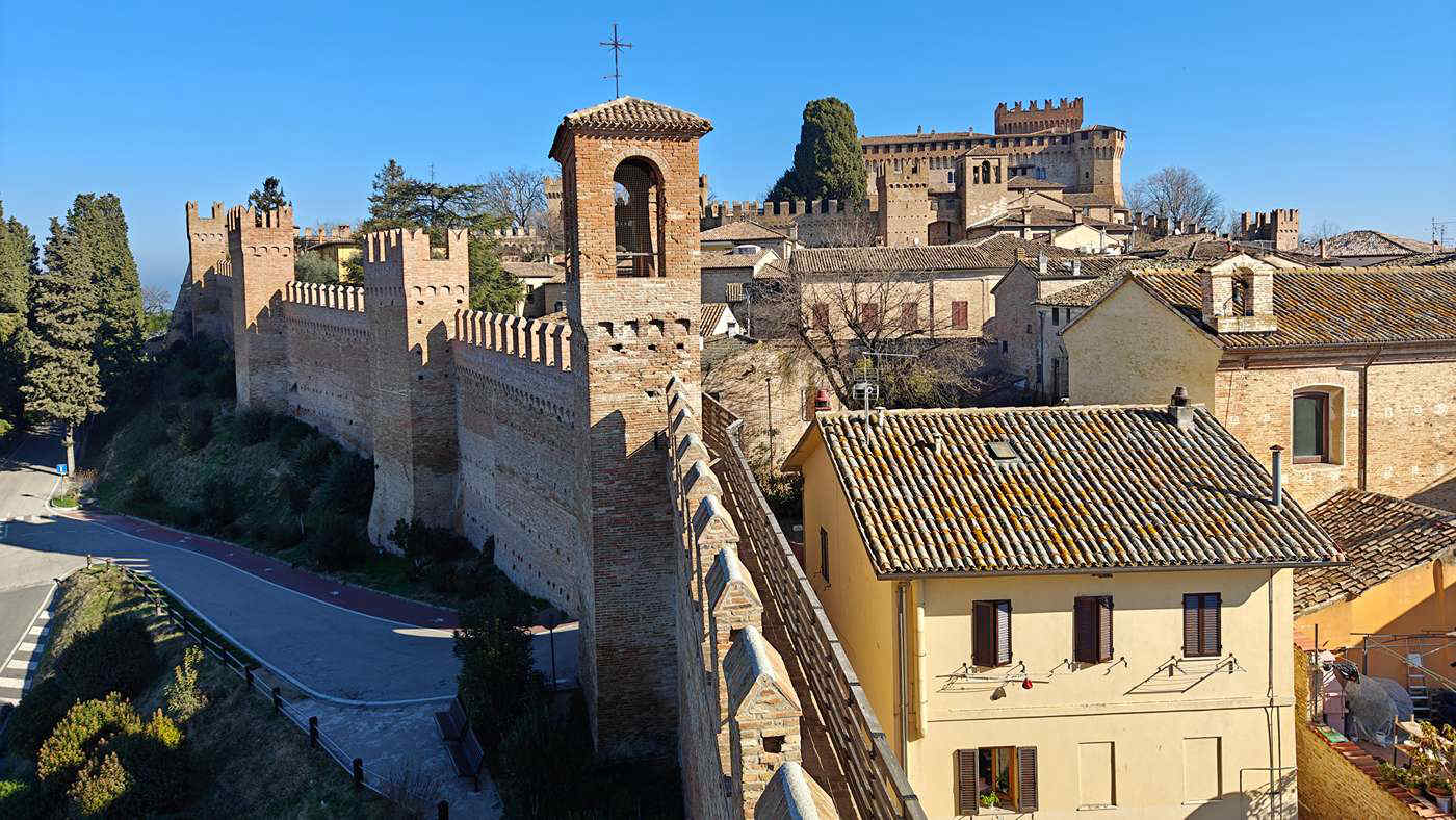 San Valentino nei borghi più belli d'Italia: un viaggio romantico tra storia, arte e fascino senza tempo