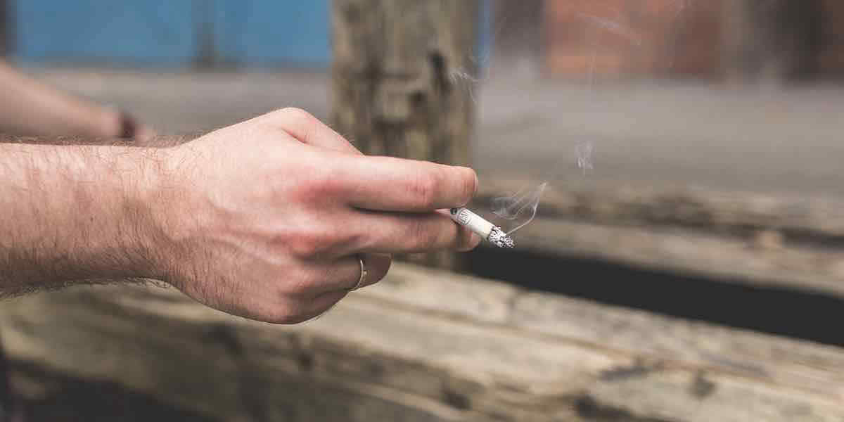 Divieto di fumo in spiaggia a Roma: le aree coinvolte tra Ostia e Capocotta