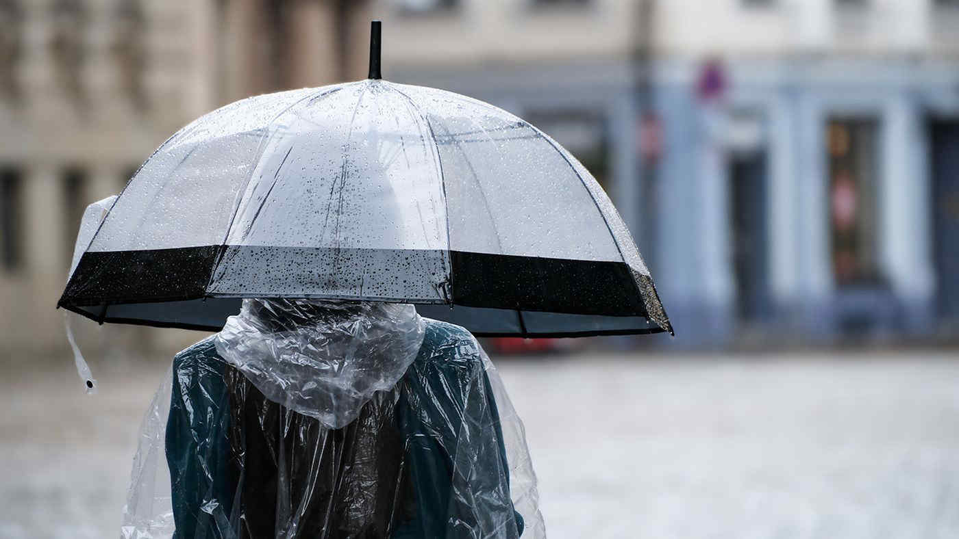 Meteo Italia: perturbazione veloce tra giovedì e venerdì, tornano piogge e temporali: le previsioni