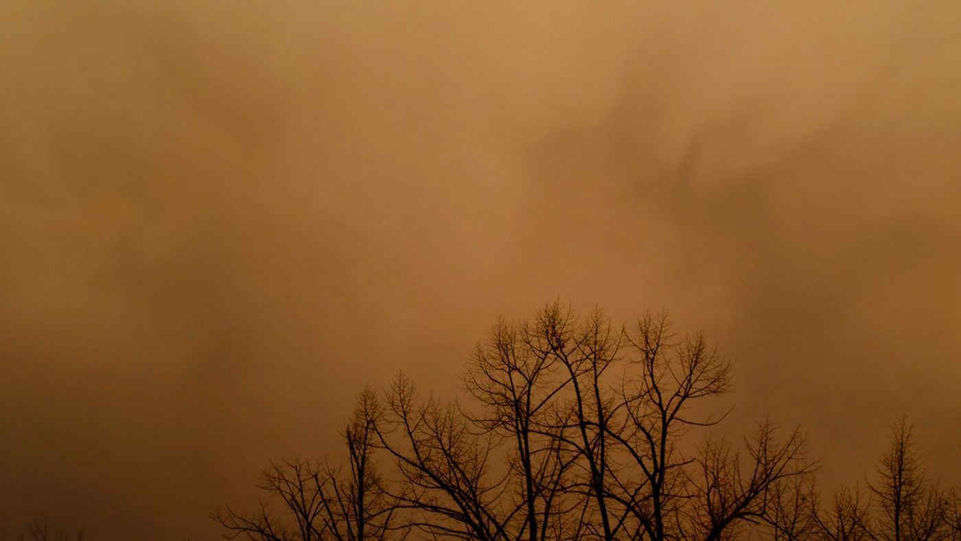 Cieli gialli e aria pesante, arriva la sabbia dal Sahara: ecco quando e dove