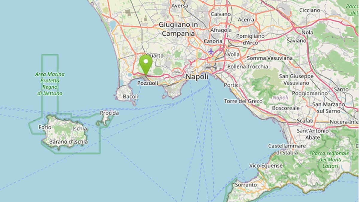 Sciame sismico nei Campi Flegrei: terremoto avvertito nella notte tra Napoli e Pozzuoli