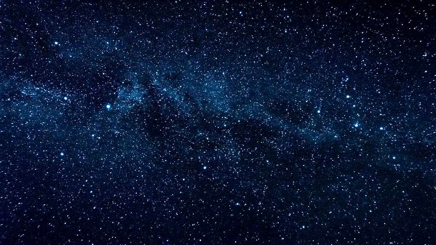 Occhi al cielo dopo il tramonto: a Ovest uno spettacolo cosmico visibile per pochi minuti