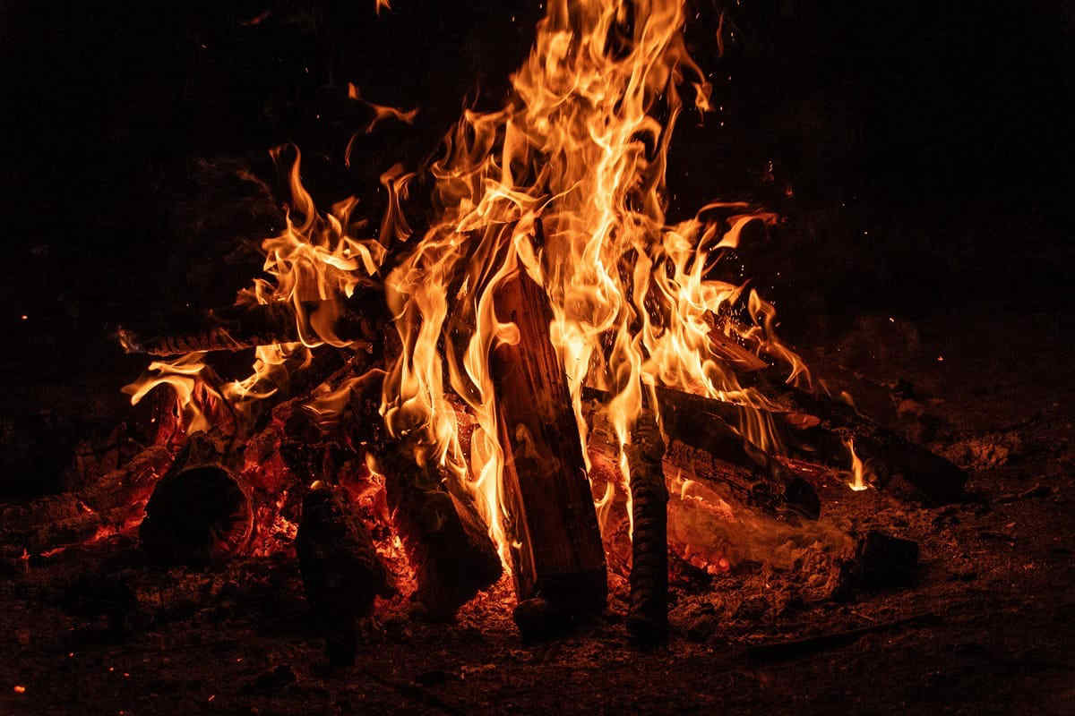 Notte di San Giovanni 2026: leggende e tradizioni legate a un momento "magico"