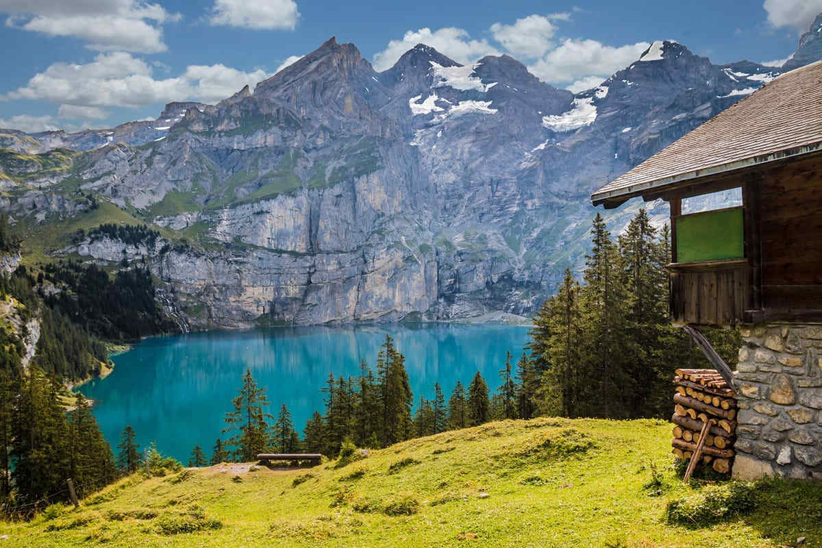 Montagne sempre più bollenti: nel rifugio alpino più alto d'Europa la temperatura è arrivata sopra i 2 gradi (e sul Cervino spuntano le cascate)