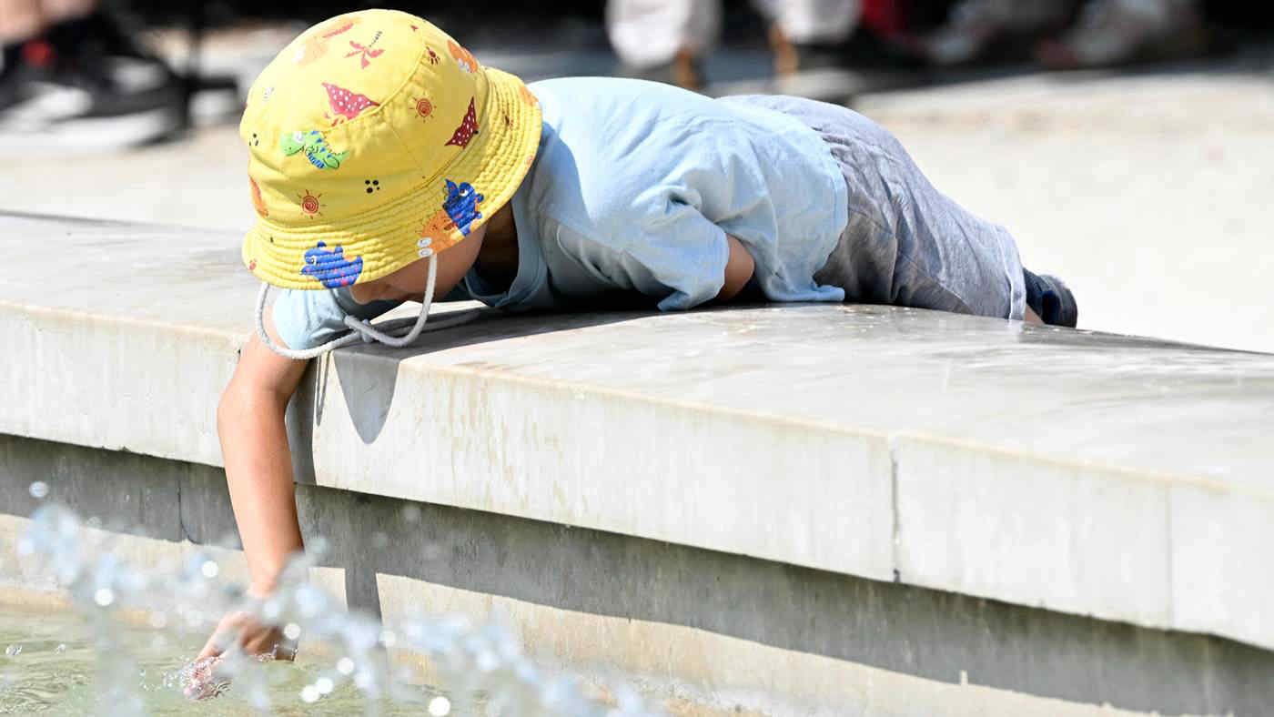 Meteo, nuova ondata di calore: temperature fino a 7°C sopra la media nei prossimi giorni in Italia ed Europa