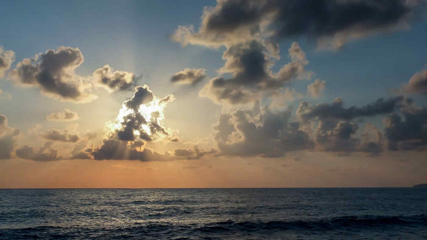 Meteo weekend: torna l’anticiclone, temperature in aumento ma attenzione ai temporali. Le previsioni