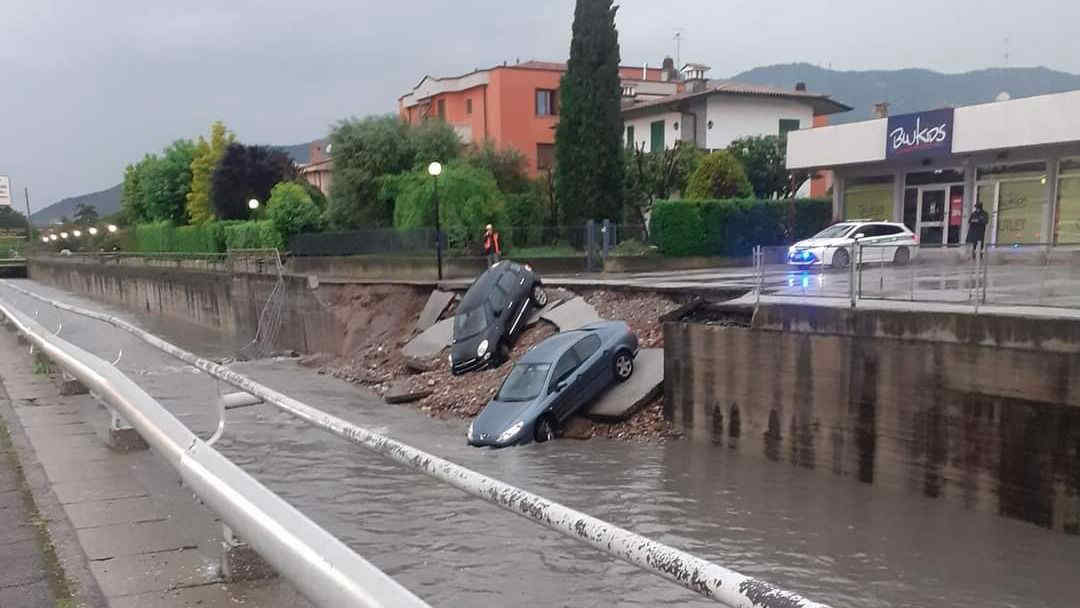 Maltempo in Valcamonica, frane e colate di fango: chiusa la Statale 42