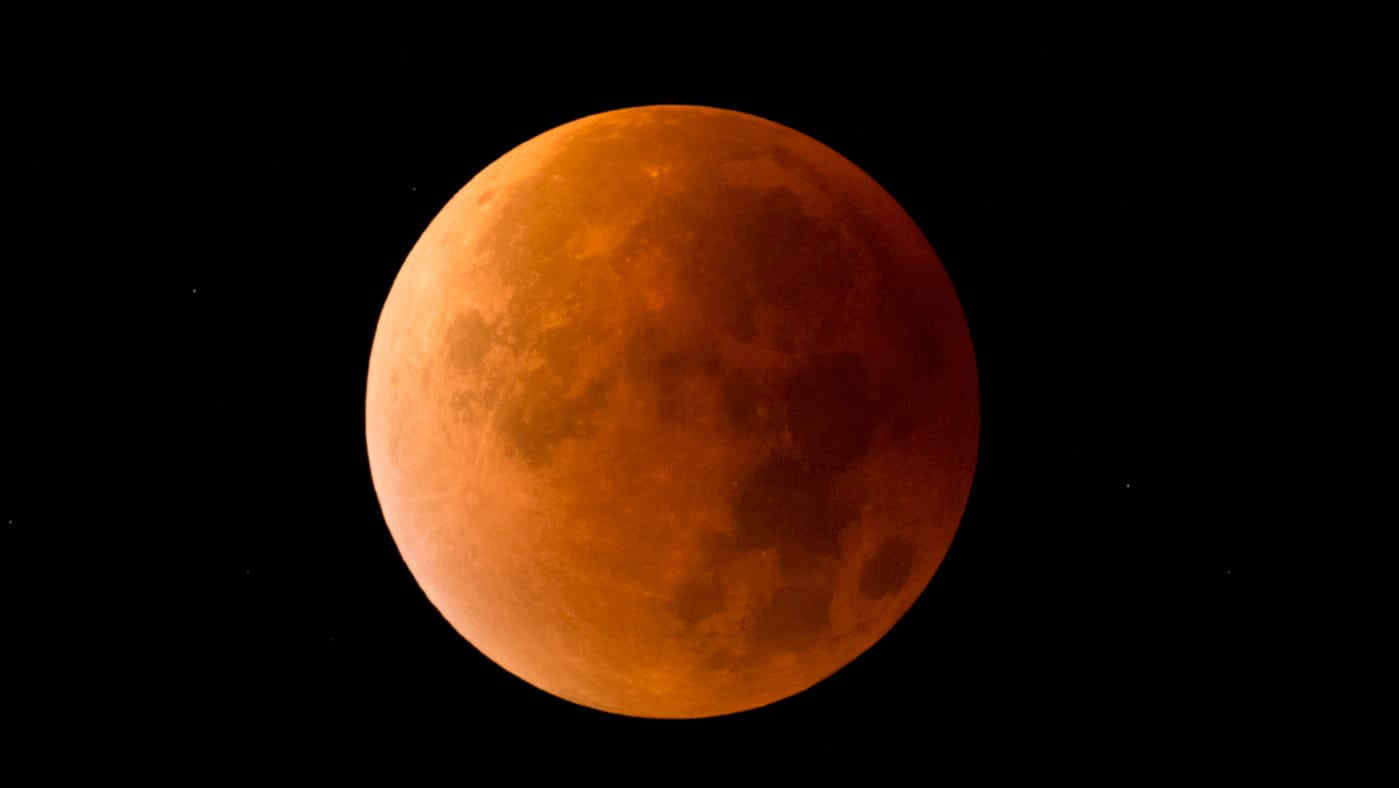 Eclissi di luna: lo spettacolo da non perdere all'alba del 28 agosto