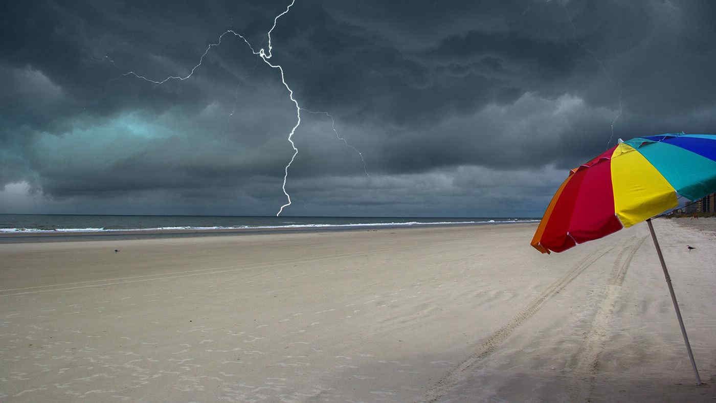 Meteo Italia, l’anticiclone africano si indebolisce: da venerdì 7 agosto tornano forti temporali. Le previsioni