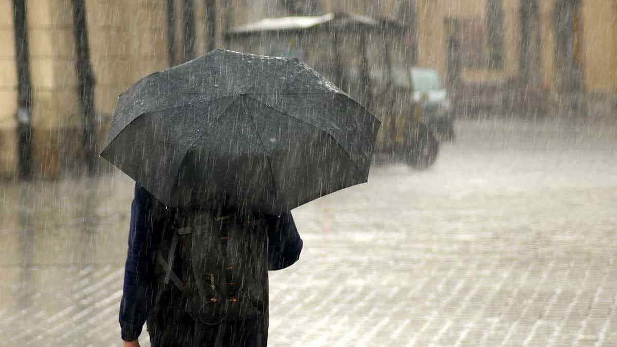 Meteo, estate agli sgoccioli: clima instabile con temporali sull'Italia. Le previsioni
