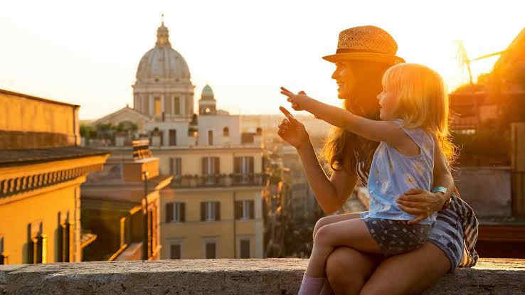 Autunno con i bambini: 4 idee per viaggi sostenibili in famiglia