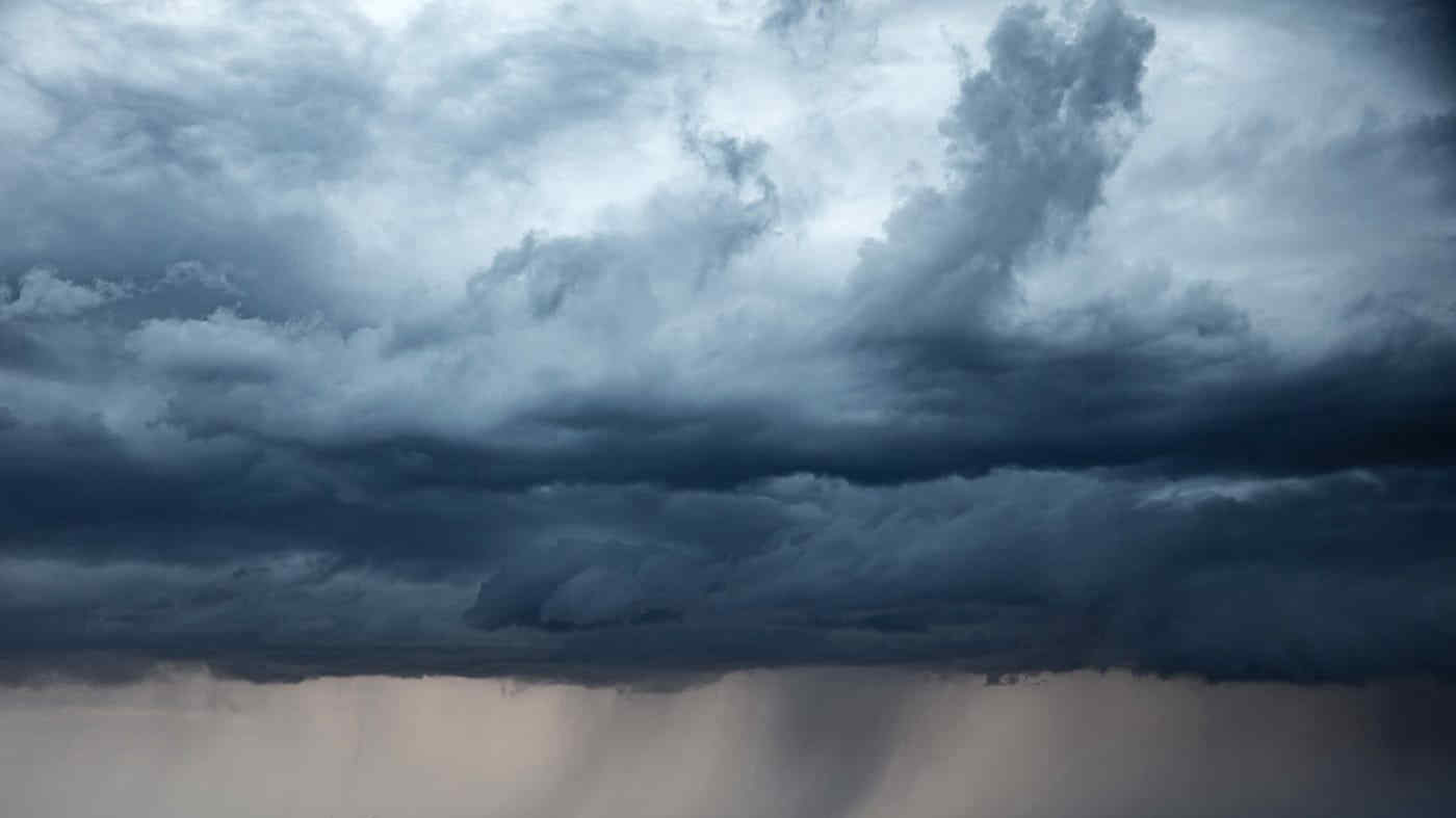 Meteo, perturbazione sull’Italia: piogge abbondanti, vento e neve sui 2000 metri. Le previsioni