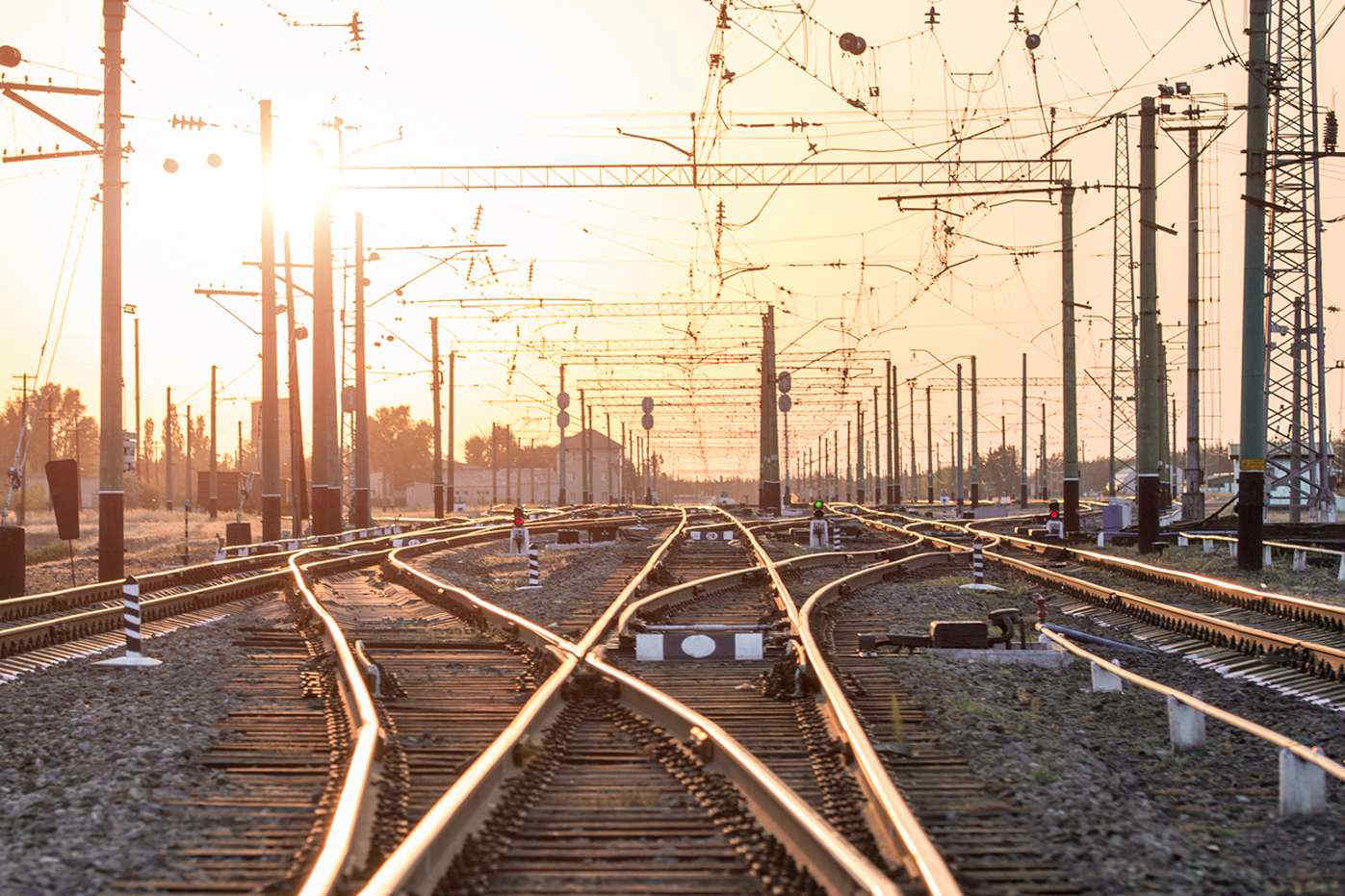 Sciopero generale oggi 2 ottobre 2026: chi si ferma, orari di treni, scuola e sanità